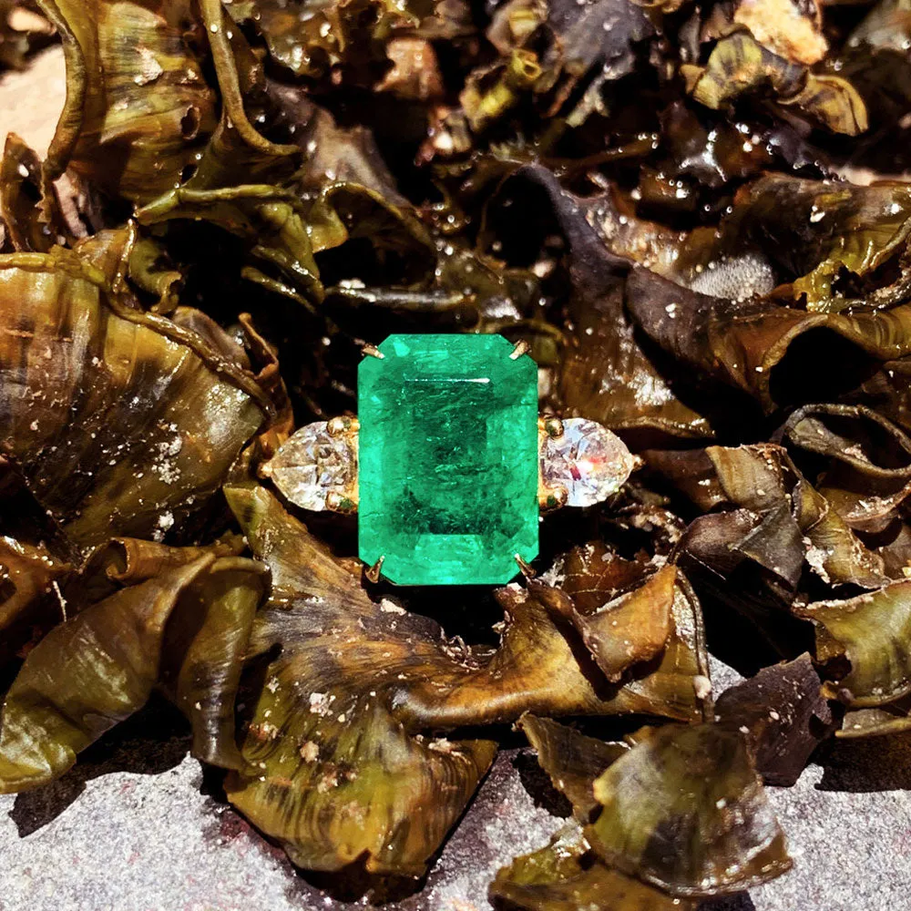 10.50 Carat African Emerald Ring