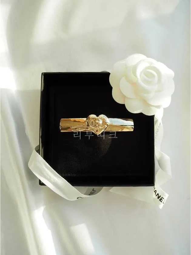 22B CC Logo Heart Gold Hairpin AB9124