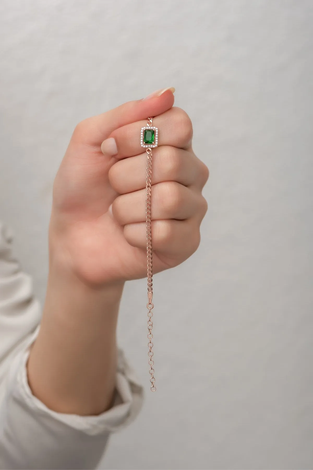 Gourmet Chain Green Stone Bracelet