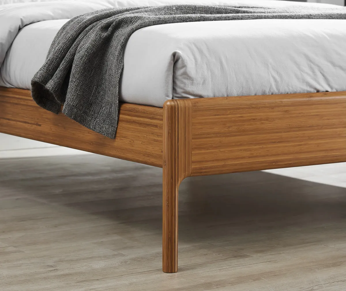 Greenington Ventura King Platform Bed, Amber - GVA0002AM