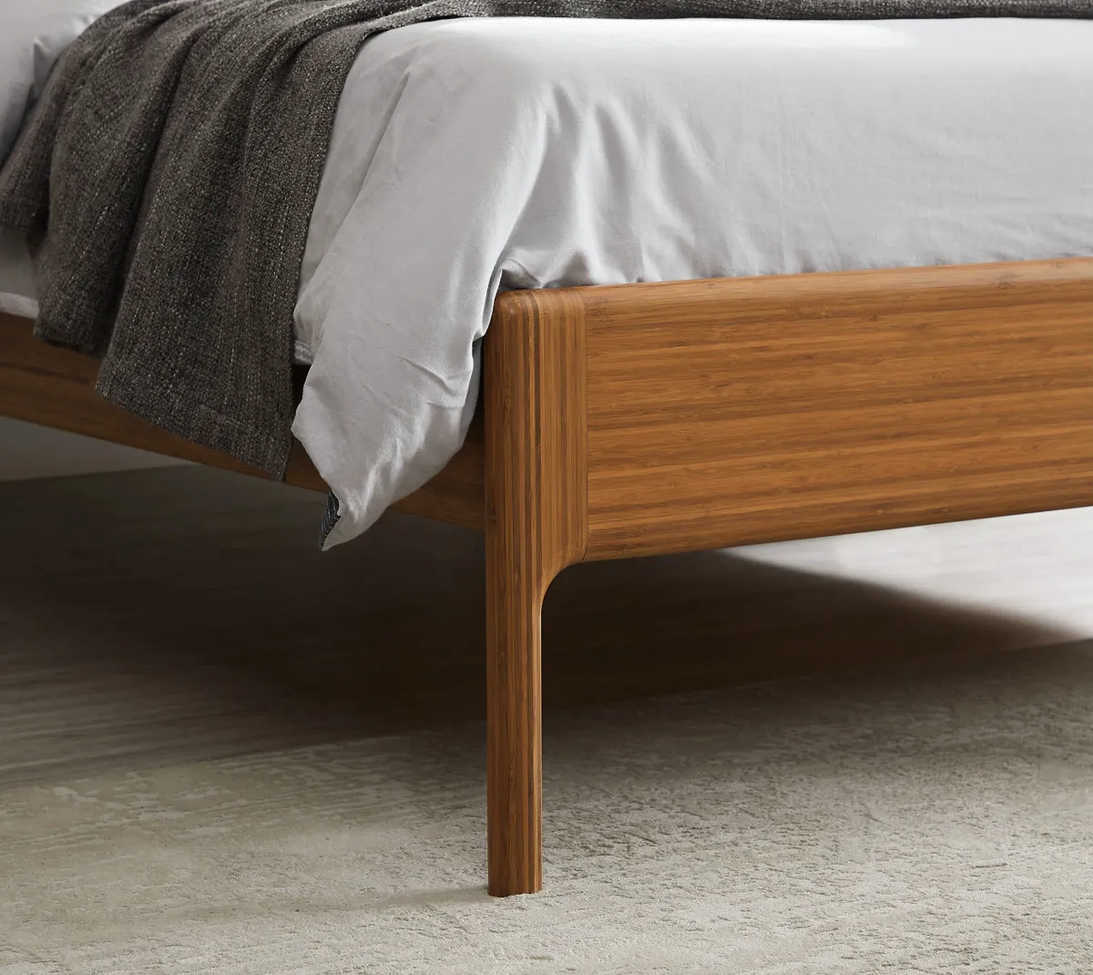 Greenington Ventura King Platform Bed, Amber - GVA0002AM