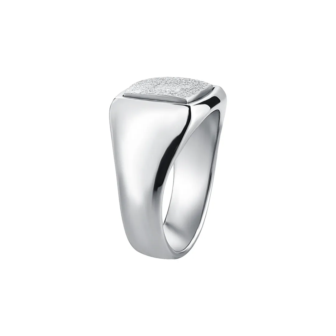 Hammered Square Signet Ring in Gold
