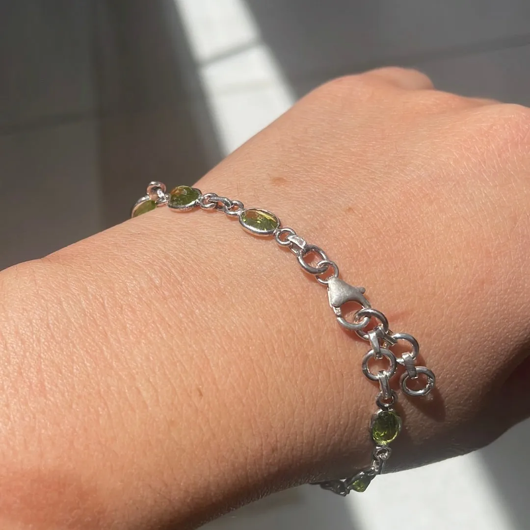 Peridot sterling silver bracelet
