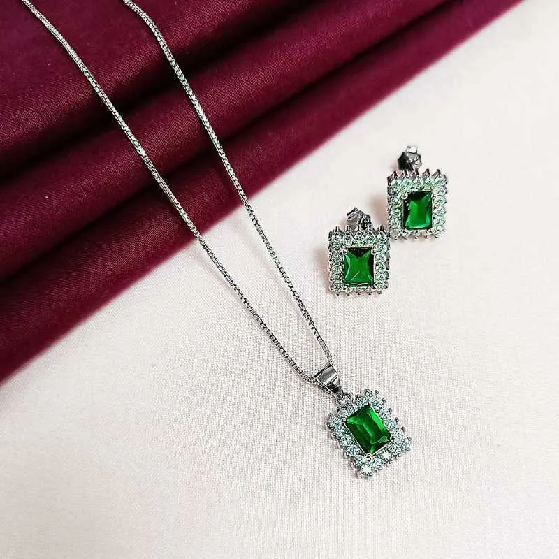 Princess Emerald Jewellery Set