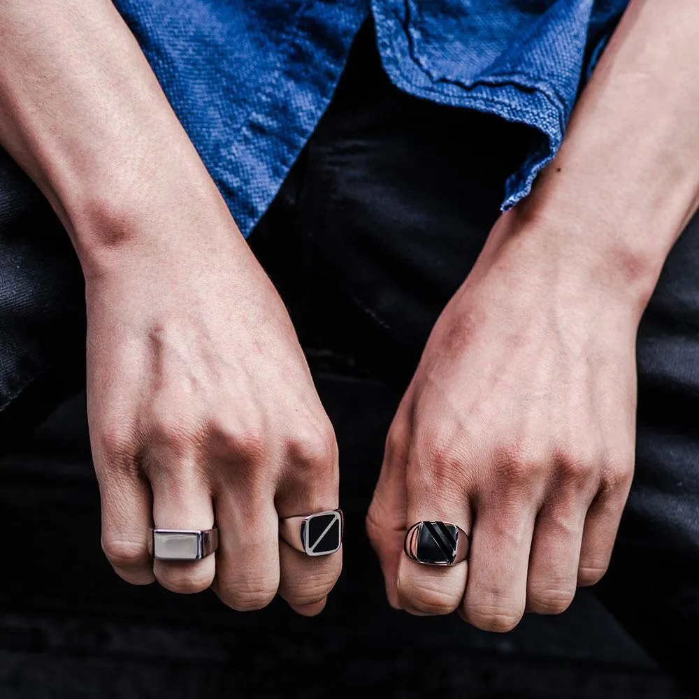 RECTANGULAR SIGNET RING