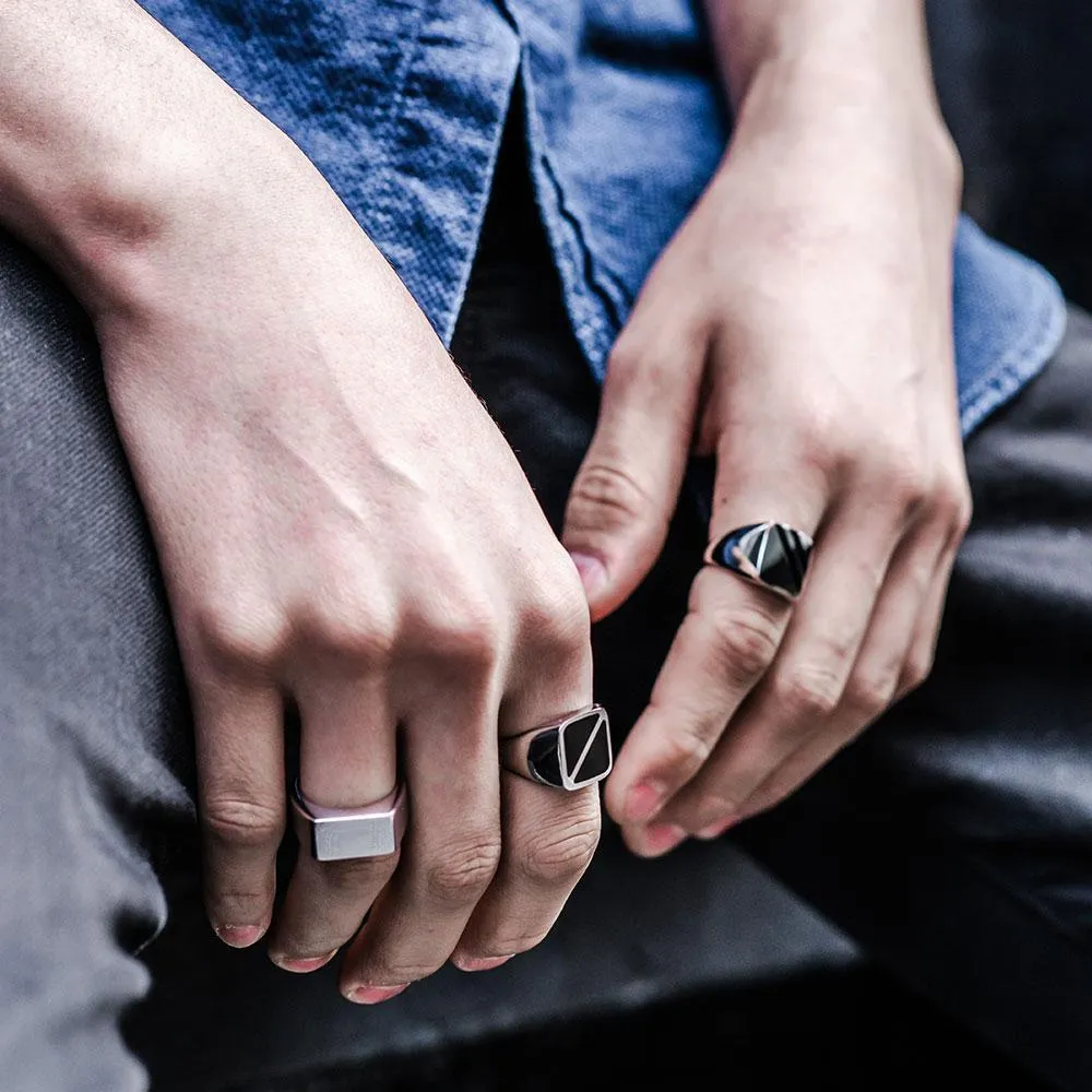 RECTANGULAR SIGNET RING