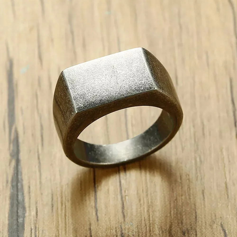 RECTANGULAR SIGNET RING