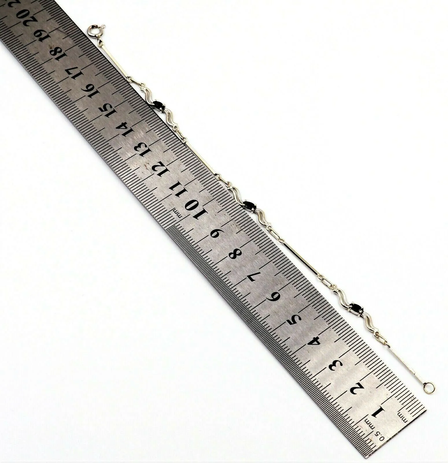 Sapphire & 9ct White Gold Bracelet - Fine Jewellery - Length 17cm