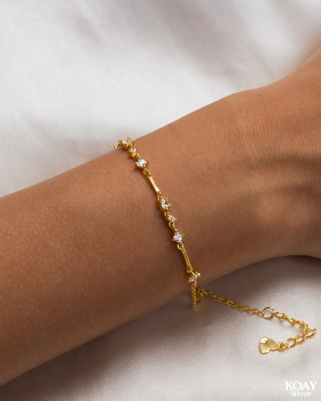 Zircon (011) Bracelet Gold Plated