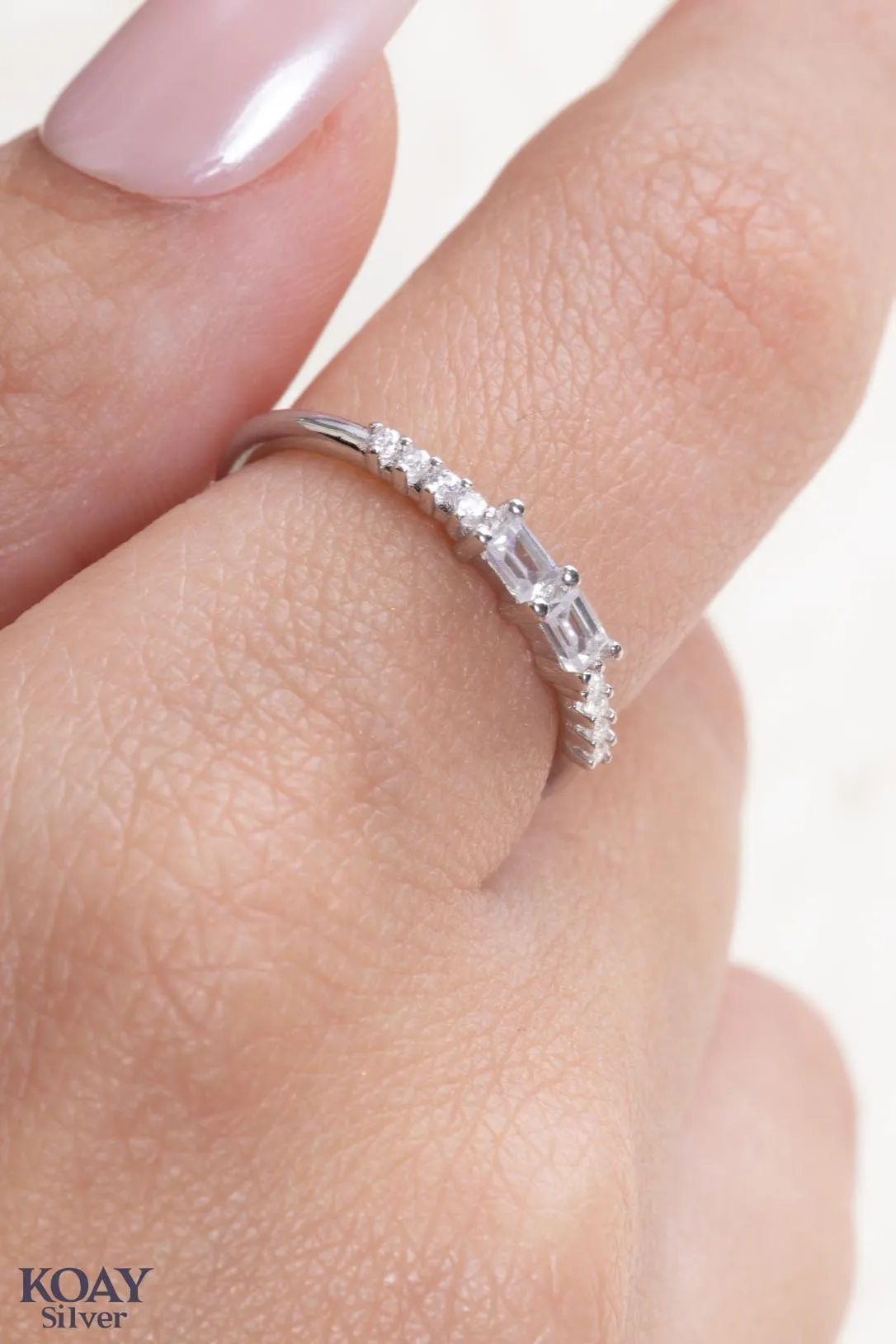 Zircon Ring (083)